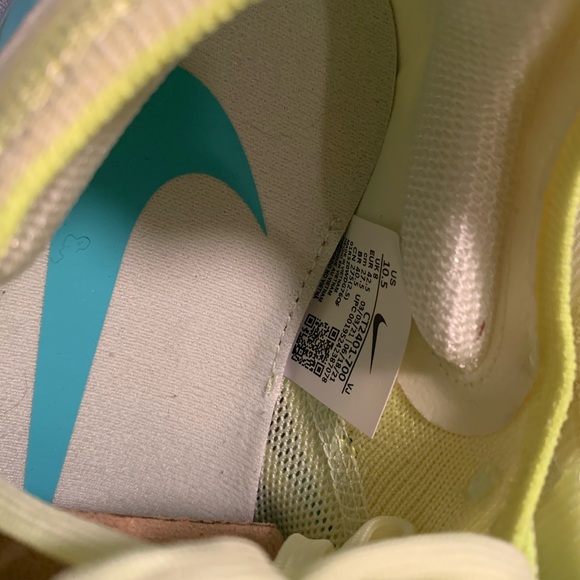 Nike zoom fly 4 barely volt mens 9 womens 10.5 - Picture 3 of 9